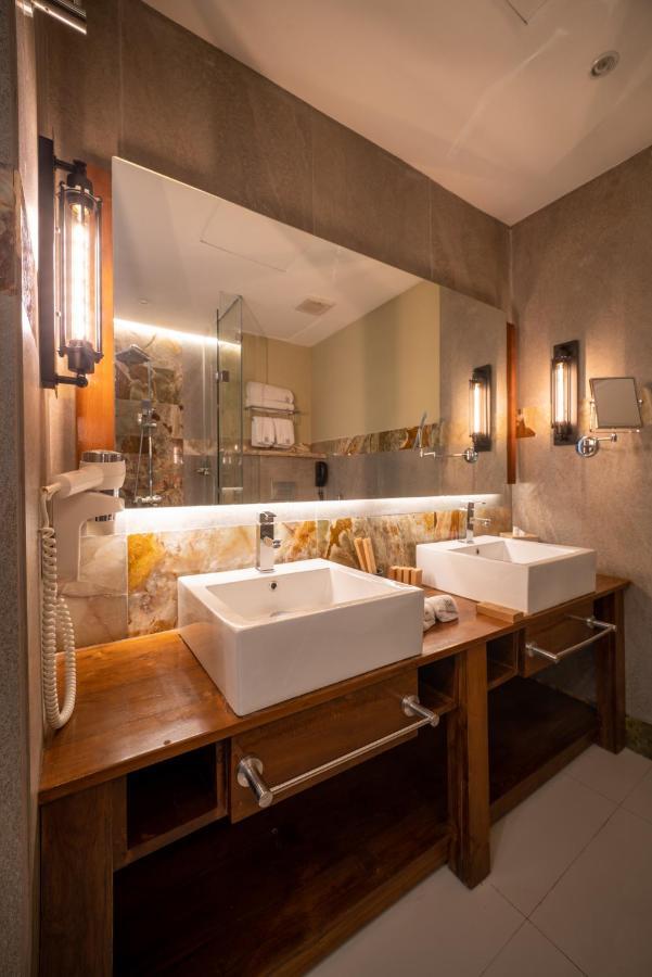 The Radh Hotel Κάντι Εξωτερικό φωτογραφία