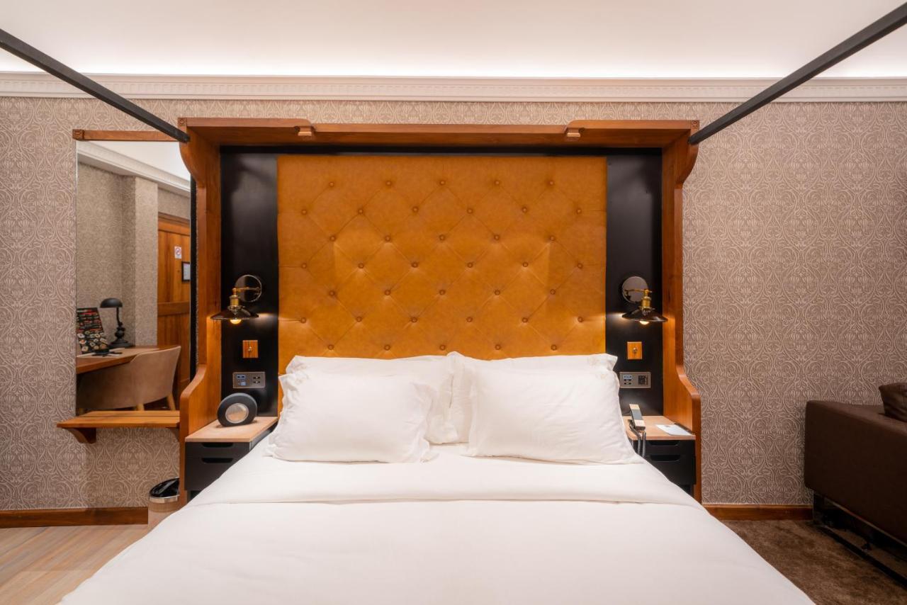 The Radh Hotel Κάντι Εξωτερικό φωτογραφία